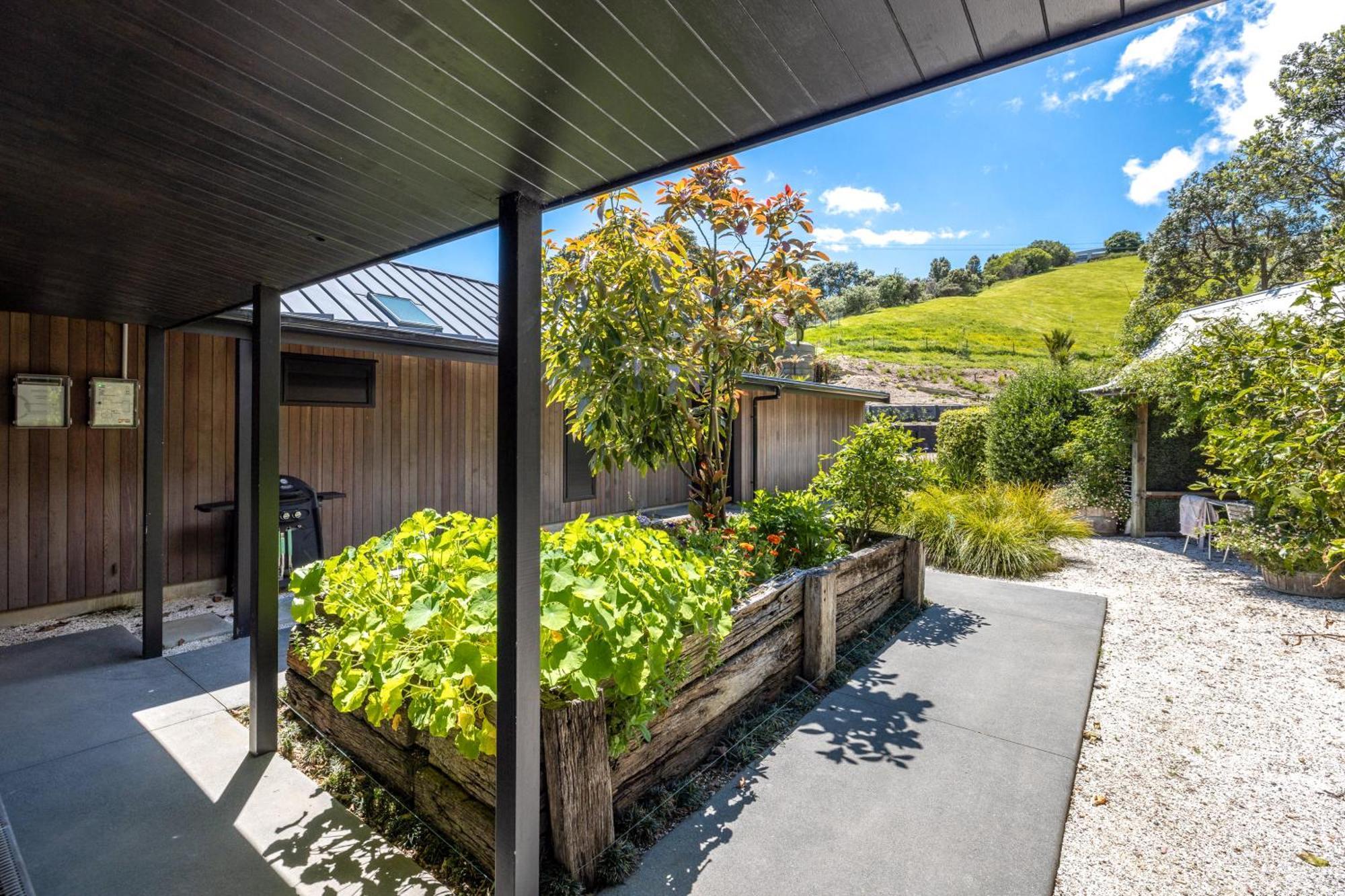 The Moorings Studio Apartments Oneroa Exterior foto